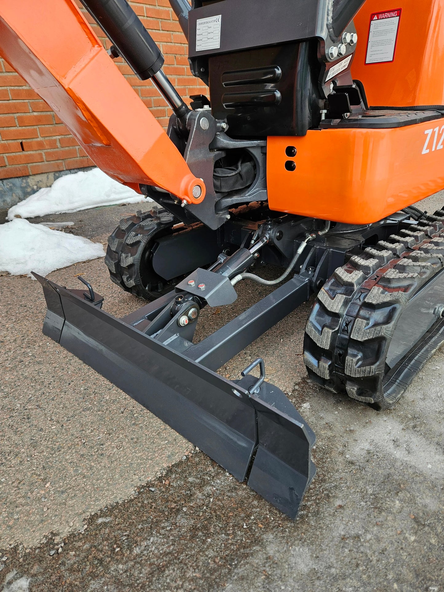 Minigrävare Storarm Z12, 3-cyl Kubota, joysticks, S30/180, premium